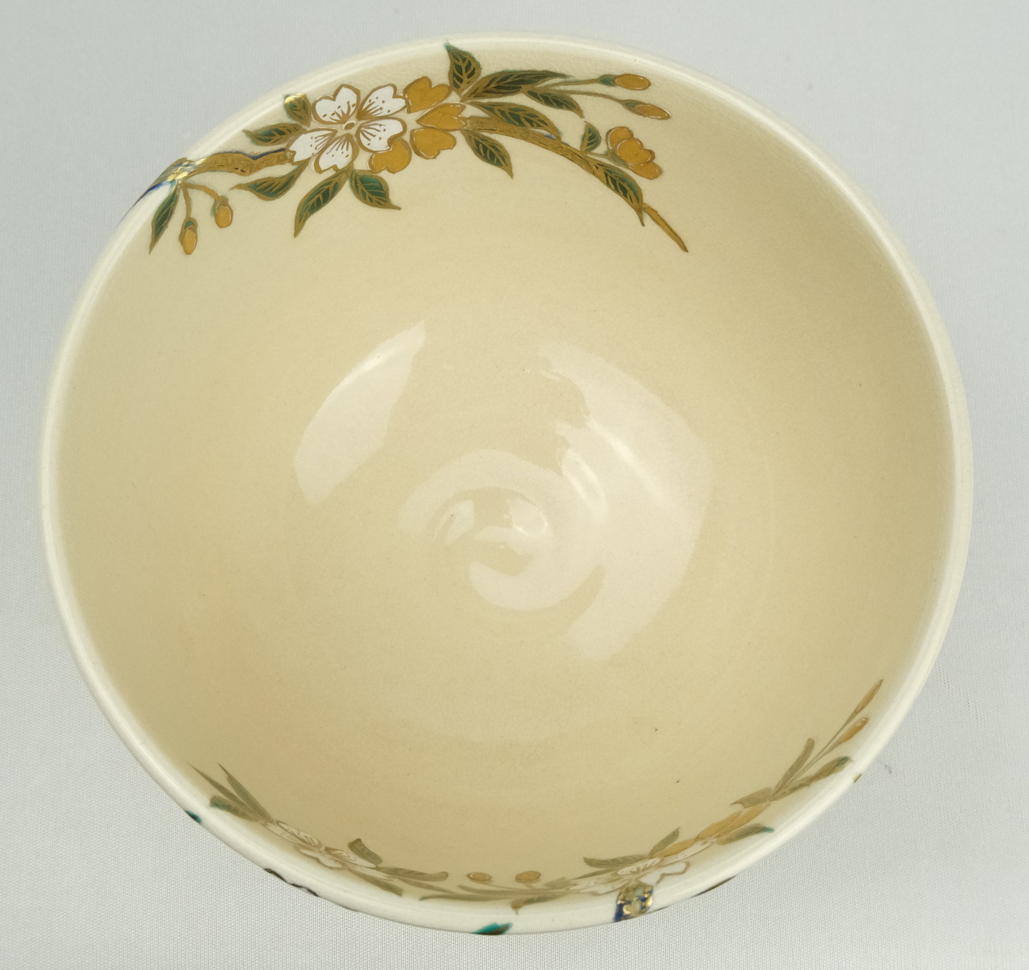 栗山園オンライン通販部 / 【出物】 色絵桜花画茶碗 清閑寺窯